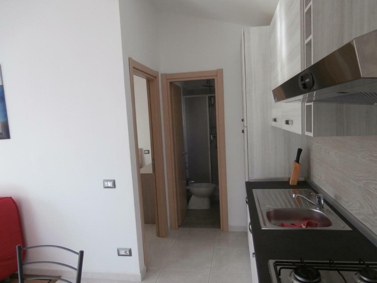 Bilo Francesca E Massimo Apartment Кастелнуово Магра Екстериор снимка